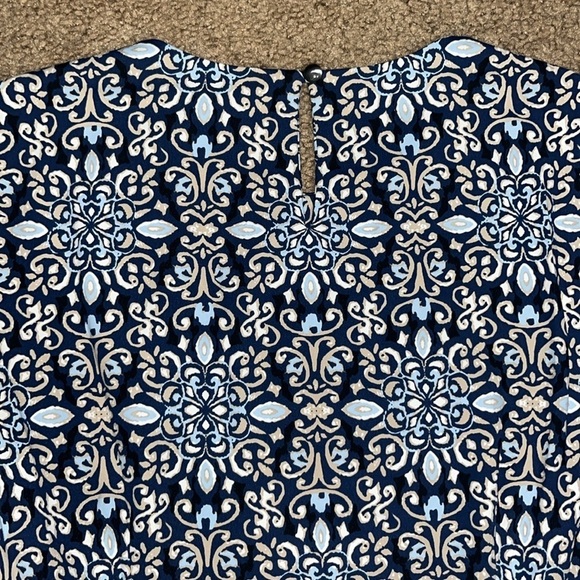 J. McLaughlin Catalyst 3/4 Sleeve Crew Neck Catalina Cloth Dress Blue Medallion - Picture 6 of 8